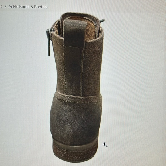 NWB Earth Leather Lace-Up Ankle Boots.   Size 9.  Color Walnut - Picture 3 of 4